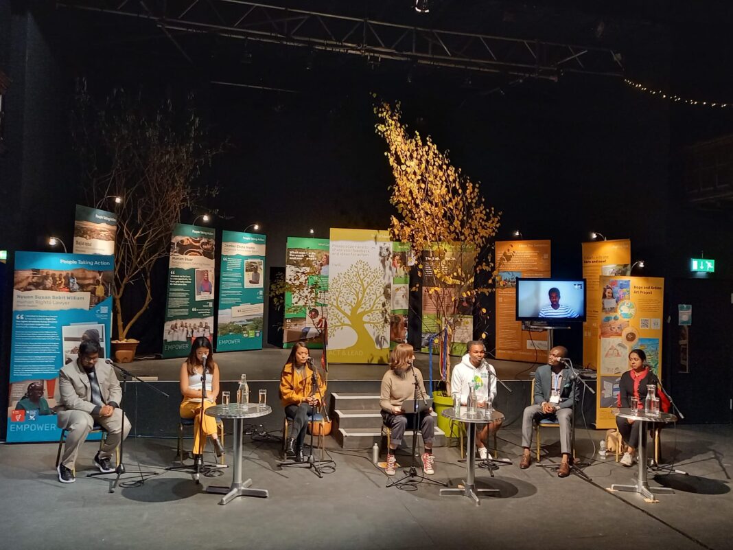 The SGI (Soka Gakkai International), SGI-UK and the Centre for Applied Buddhism (CfAB) co-organized youth forum in Glasgow (photo Credit: SGI-UK)